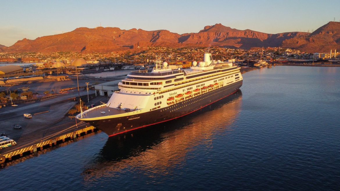 Arriba crucero Volendam a Guaymas