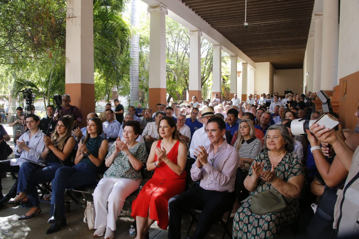 Homenaje al Dr. Samuel Ocaña con motivo del 64 Aniversario de su natalicio