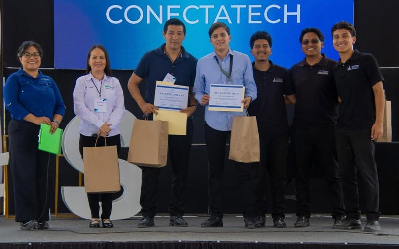 Joven Sonorense desarrolla plataforma tecnológica para modernizar el campo y gana CONECTATECH 2026.